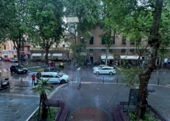 Zona - Ufficio piazza Enrico Tazzoli, Genova (zona Sestri Ponente) - foto 11