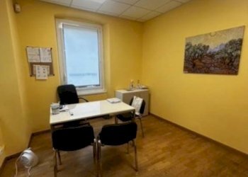 Ufficio - Ufficio piazza Enrico Tazzoli, Genova (zona Sestri Ponente) - foto 15