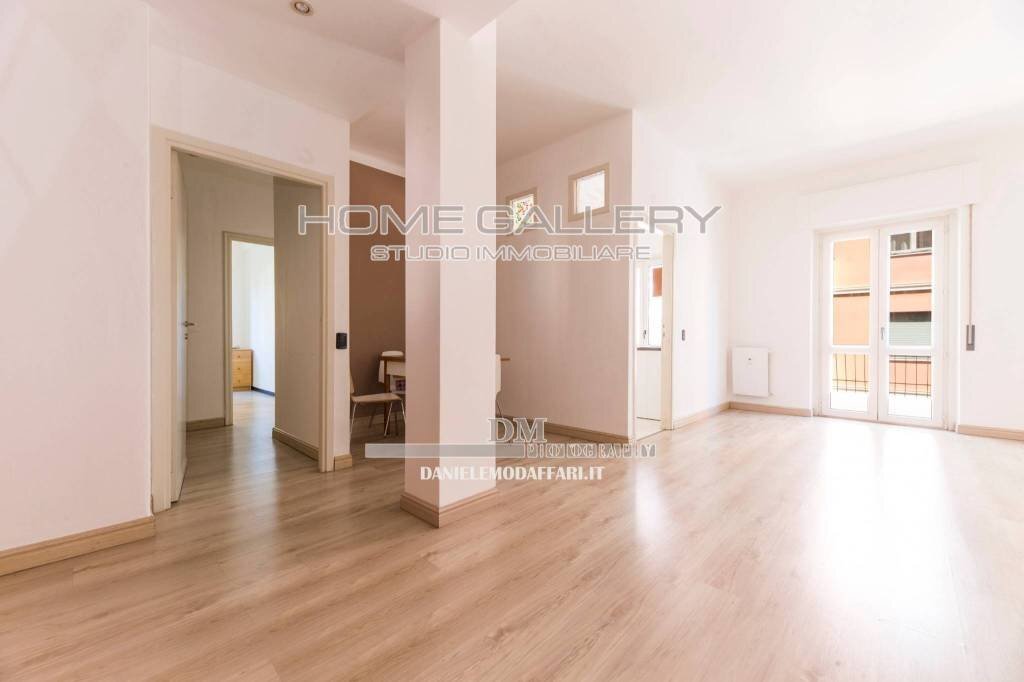 Ingresso - Trilocale via Angelo Carrara, Genova (zona Quarto) - foto 2