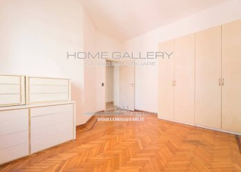 Camera da letto - Trilocale via Angelo Carrara, Genova (zona Quarto) - foto 9