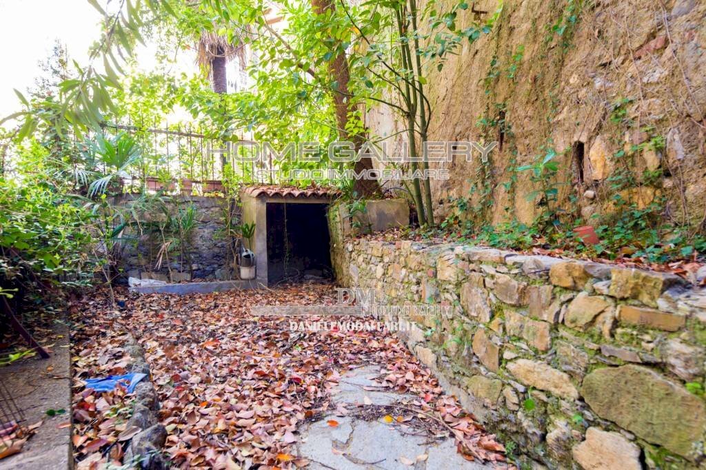 Giardino - Appartamento via Edilio Raggio, Genova (zona Principe) - foto 3