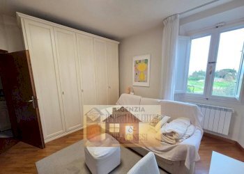 Camera da letto - Trilocale via Castelletti, Signa - foto 13