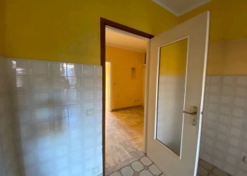 Cucina - Appartamento viale Giuseppe Garibaldi, 35, Carmagnola - foto 4