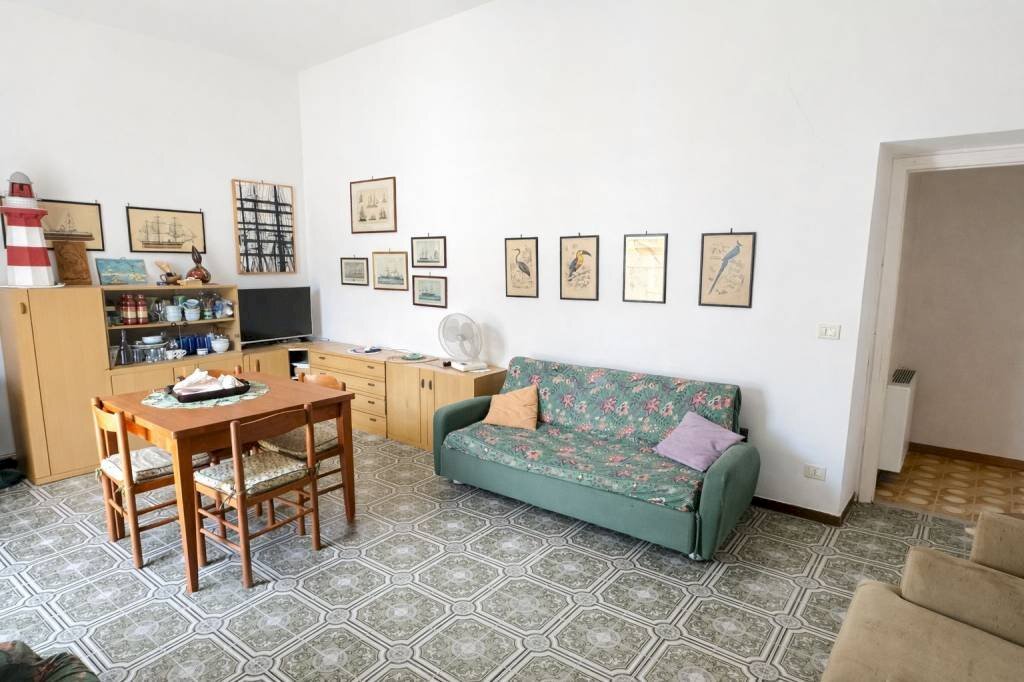 Salone - Trilocale via Adua, 8, Anzio - foto 1