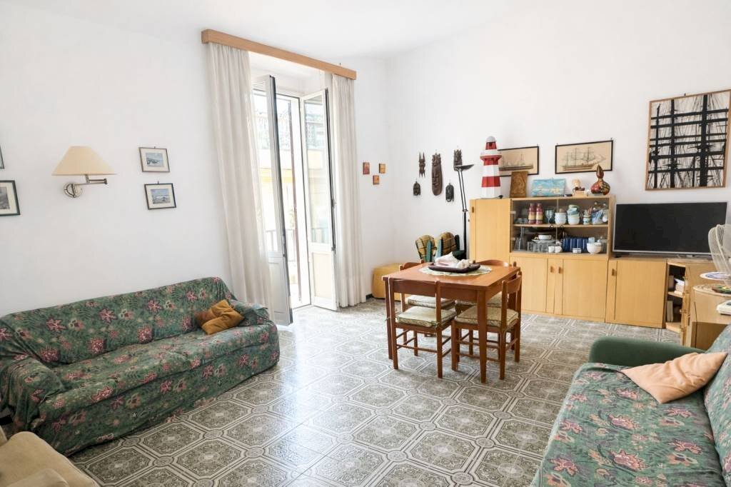 Salone - Trilocale via Adua, 8, Anzio - foto 3