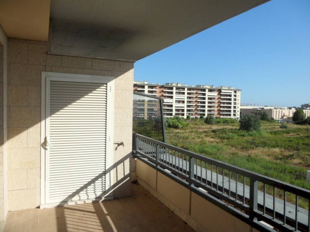 Terrazzo - Appartamento via del Perugino, 90, Fiumicino - foto 2