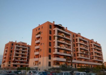 Facciata - Appartamento via del Perugino, 90, Fiumicino - foto 16