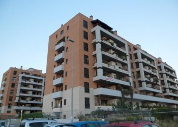 Facciata - Appartamento via del Perugino, 90, Fiumicino - foto 17