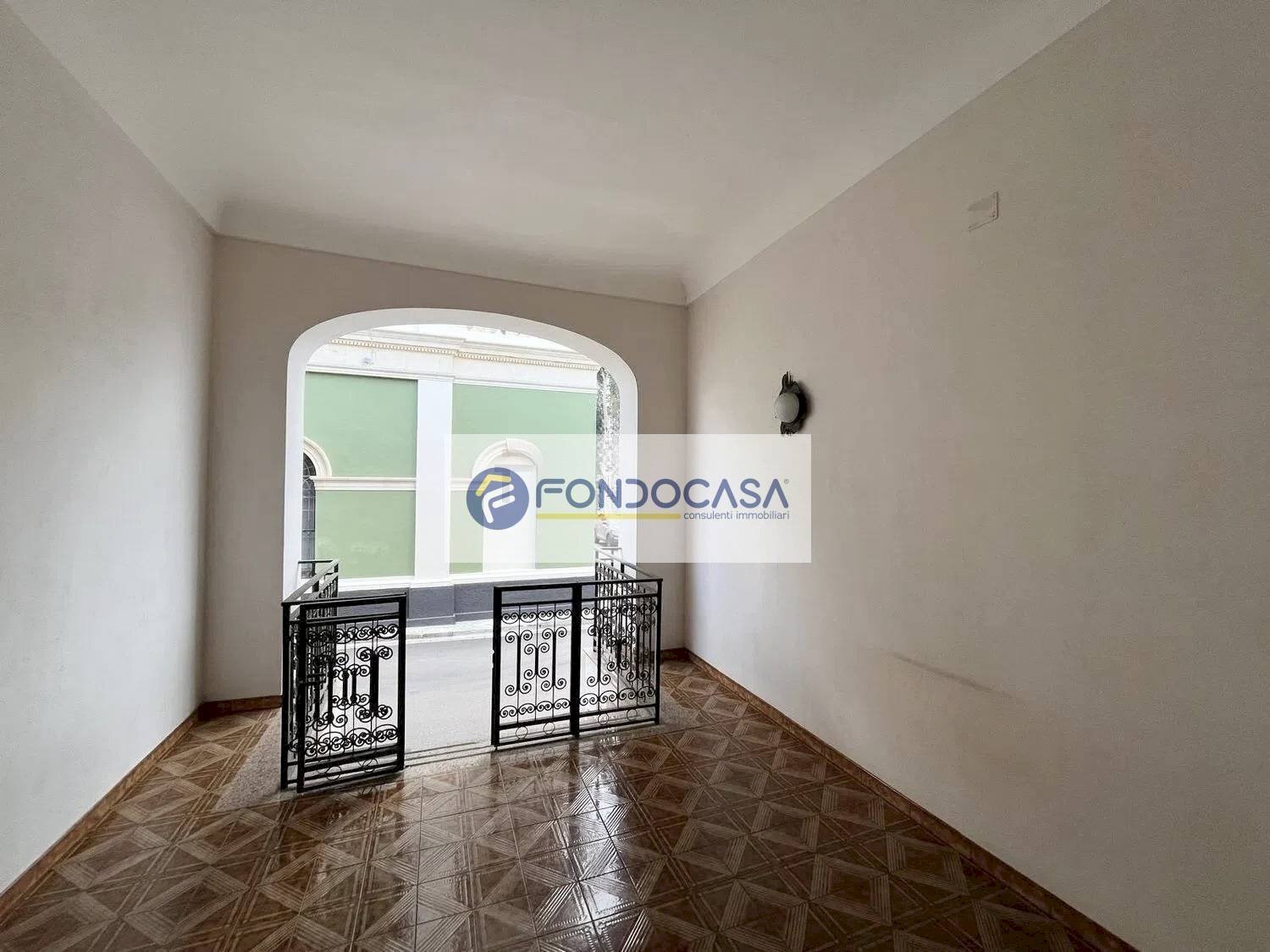 Foto 3 - Villa Via Alessandro Manzoni
 
5, Parabita - foto 3