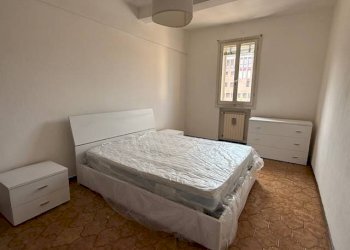 Camera da letto - Quadrilocale via Carlo Zucchi, Modena (zona Circoscrizione 1) - foto 13