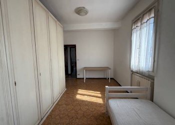 Camera da letto - Quadrilocale via Carlo Zucchi, Modena (zona Circoscrizione 1) - foto 23