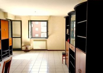 Salone - Quadrilocale via Cesare Vinaj, 12, Cuneo (zona Donatello) - foto 2