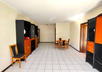 Salone - Quadrilocale via Cesare Vinaj, 12, Cuneo (zona Donatello) - foto 3