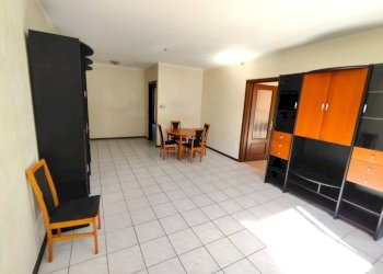 Salone - Quadrilocale via Cesare Vinaj, 12, Cuneo (zona Donatello) - foto 4