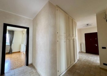 Corridoio - Appartamento via Piemonte, 23, Biella - foto 22