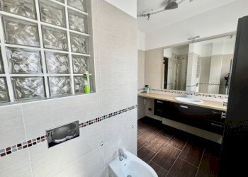 Bagno - Appartamento via Piemonte, 23, Biella - foto 31