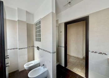 Bagno - Appartamento via Piemonte, 23, Biella - foto 32