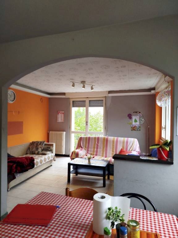 Salone - Appartamento via Balzarini, Faedo Valtellino - foto 1