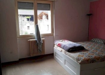 Camera da letto - Appartamento via Balzarini, Faedo Valtellino - foto 5