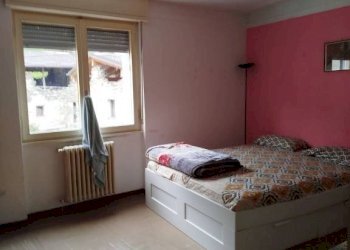 Camera da letto - Appartamento via Balzarini, Faedo Valtellino - foto 11