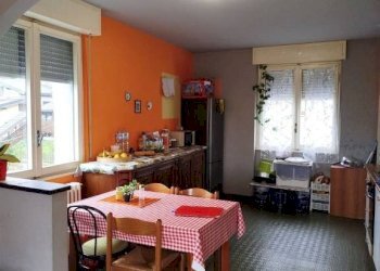 Salone - Appartamento via Balzarini, Faedo Valtellino - foto 13