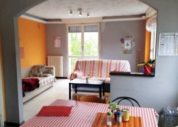 Salone - Appartamento via Balzarini, Faedo Valtellino - foto 14