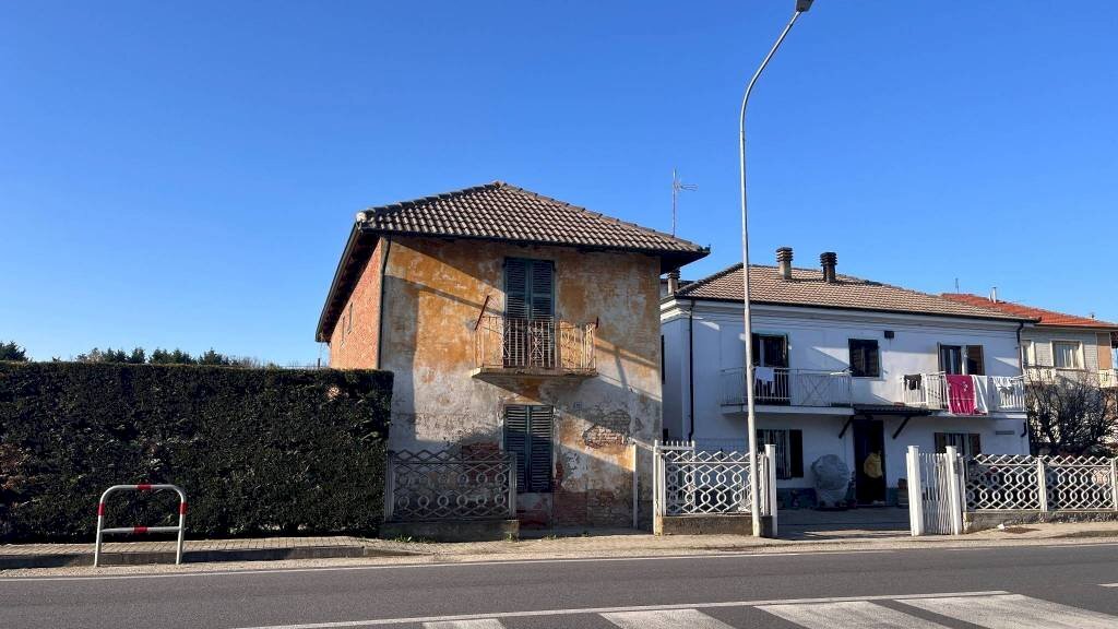 Facciata - Rustico via Nazionale, 45, Baldichieri d'Asti - foto 2