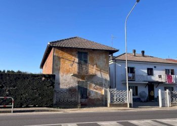 Facciata - Rustico via Nazionale, 45, Baldichieri d'Asti - foto 2