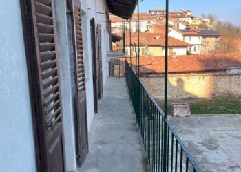 Balcone - Rustico Cisterna d'Asti - foto 9