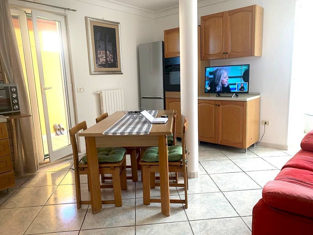 Salone - Bilocale via Riccardo Zandonai, 25, Bari (zona Fesca) - foto 2