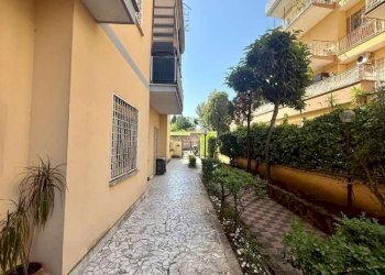 Esterno 3. - Bilocale via Del Casaletto, Roma - foto 21