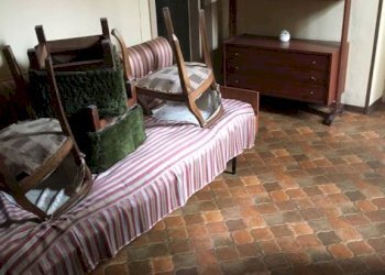 Camera da letto - Casa indipendente via Camillo Benso di Cavour, 21, Strambino - foto 25