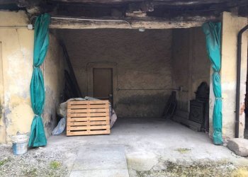 Cortile interno - Casa indipendente via Camillo Benso di Cavour, 21, Strambino - foto 35