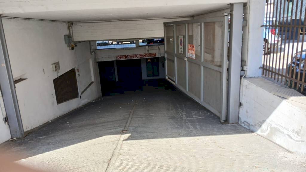 Box auto - Box via Cesare Battisti, Aosta - foto 3