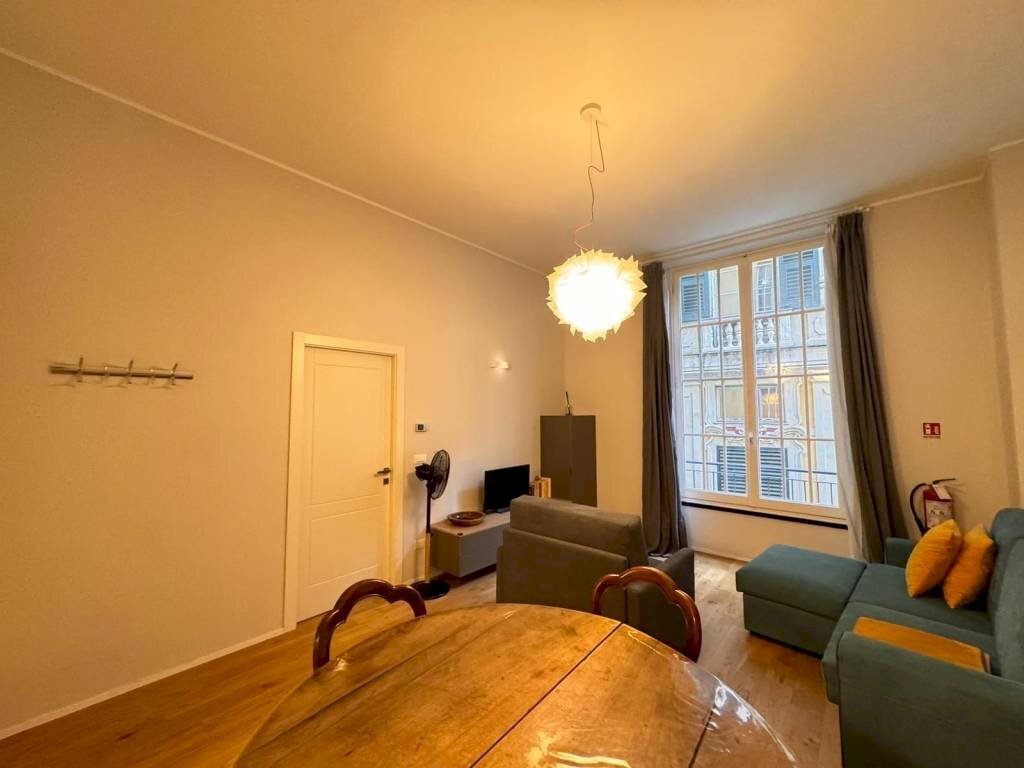 Salone - Appartamento vico di Pellicceria, Genova (zona Centro Storico) - foto 3