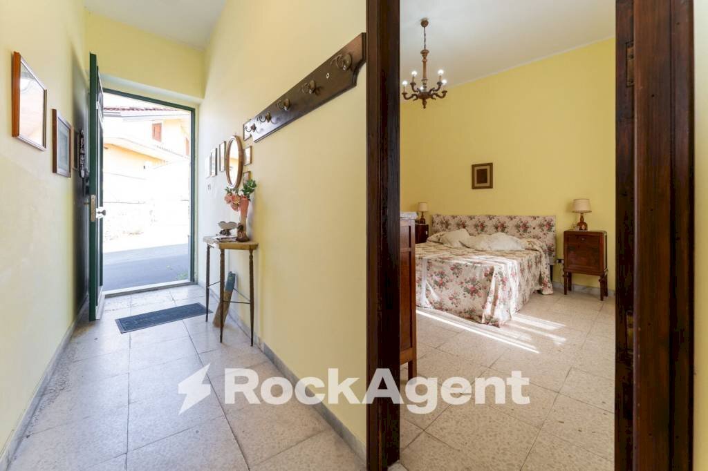 Ingresso - Casa indipendente via Tremonti, 18, Pedara - foto 3
