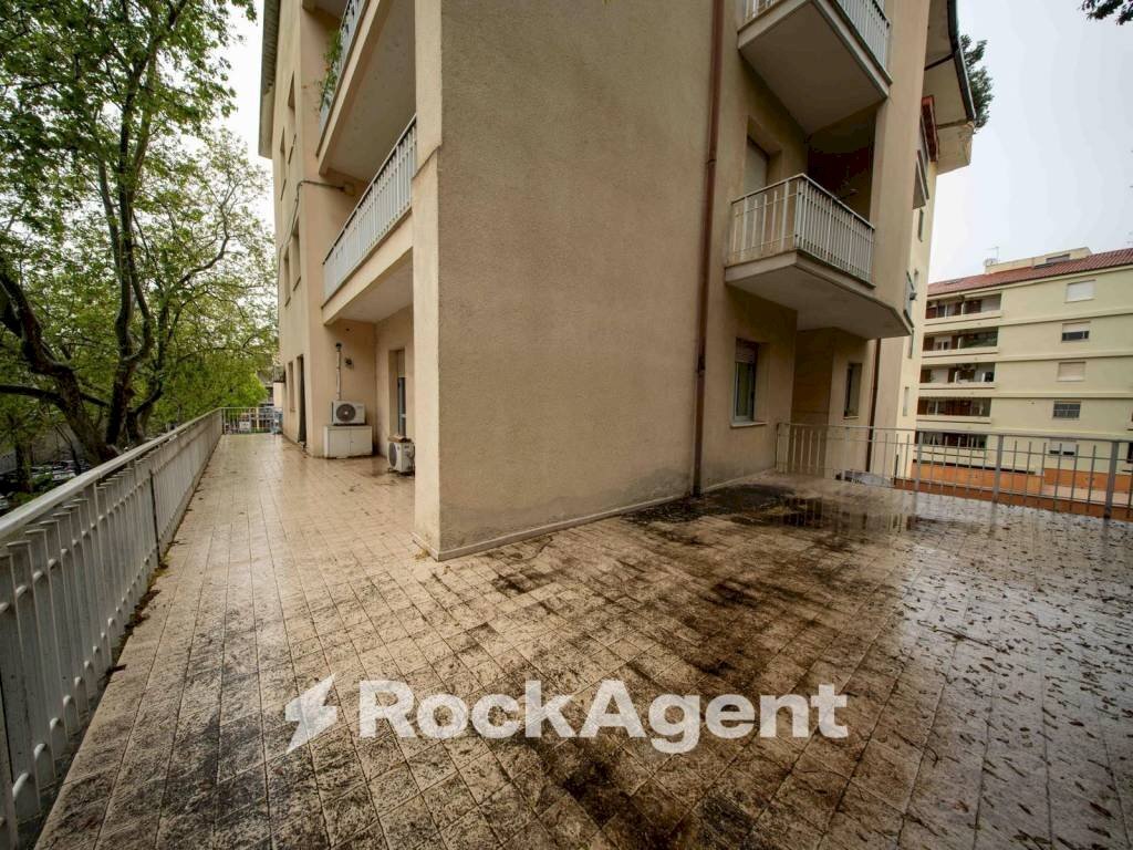 Terrazzo - Appartamento viale Adua, 42, Sassari - foto 2