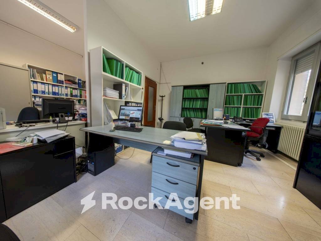 Ufficio - Apartment viale Adua, 42, Sassari - photo 3