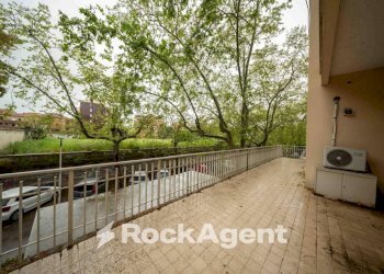 Terrazzo - Appartamento viale Adua, 42, Sassari - foto 10