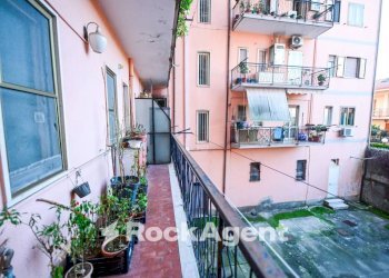 Balcone - Quadrilocale via Bambinello Gesù, 24, Catanzaro - foto 15