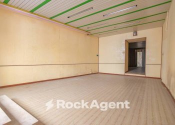 Stanza non arredata - Negozio via XX Settembre, 38, Catanzaro - foto 5