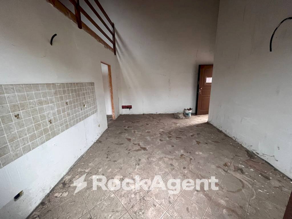 Salone - Appartamento via F. lli Bandiera, Giussago - foto 2