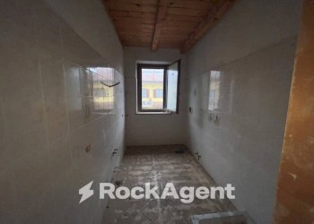 Bagno - Appartamento via F. lli Bandiera, Giussago - foto 7