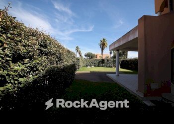 Giardino - Villa via di Torre Testa, Brindisi - foto 30