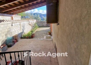 Cortile interno - Villa via Palmente, 42, Rogliano - foto 32