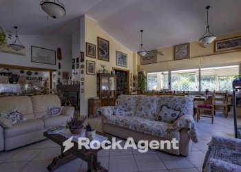 Salone - Villa contrada Zaccano, Caraffa di Catanzaro - foto 7