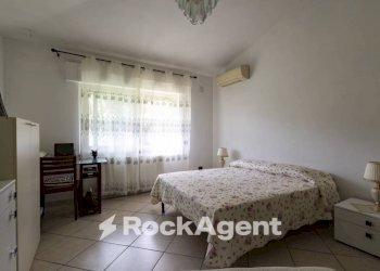 Camera da letto - Villa contrada Zaccano, Caraffa di Catanzaro - foto 17