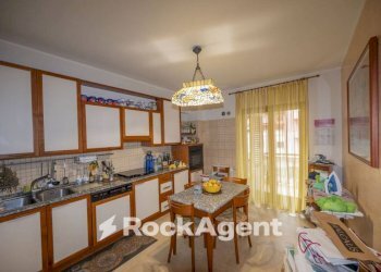 Cucina - Appartamento viale Italia, 2, Messina - foto 9