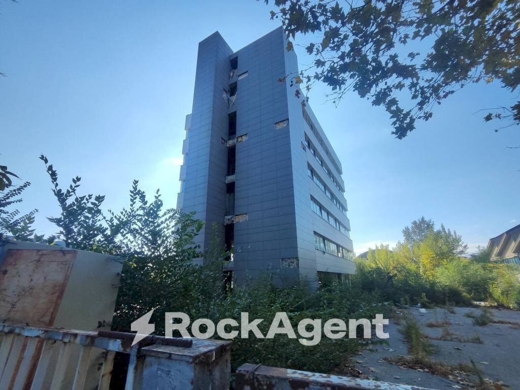 Facciata - Altro via Alfieri Maserati, 7, Bologna (zona San Donato) - foto 1