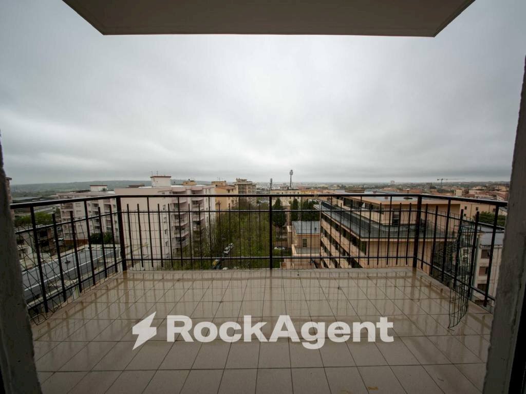 Balcone - Appartamento via Giovanni Amendola, 53, Sassari - foto 2